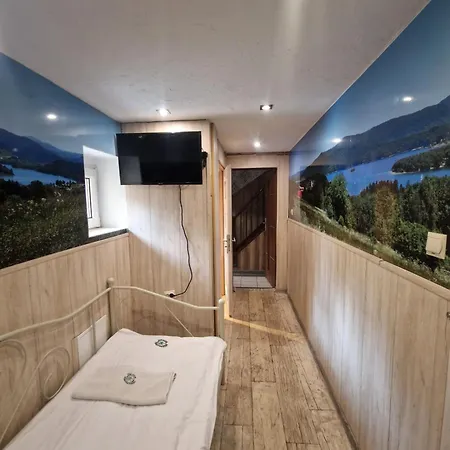 アパート Goscinne Andrzejowka Andrzej Sikon *